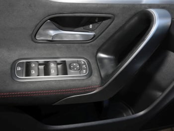 Mercedes-Benz CLA 200 Shooting Brake AMG MBUX Navi Distronic