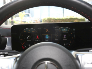 Mercedes-Benz CLA 200 Shooting Brake AMG MBUX Navi Distronic
