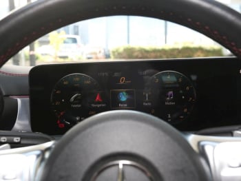 Mercedes-Benz CLA 200 Shooting Brake AMG MBUX Navi Distronic