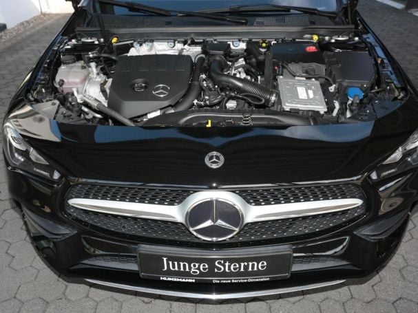 Mercedes-Benz CLA 200 Shooting Brake AMG MBUX Navi Distronic Mercedes-Benz CLA 200 Shooting Brake AMG MBUX Navi Distronic