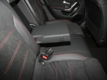 Mercedes-Benz CLA 220 d SB  AMG Night Distronic Standhzg AHK