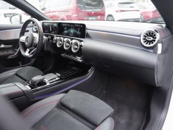 Mercedes-Benz CLA 220 d SB AMG Distronic Kamera Easy-Pack
