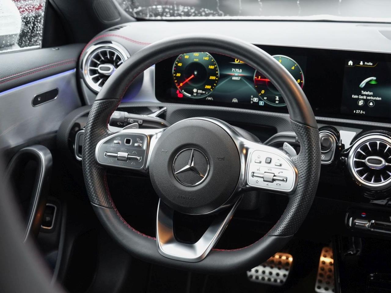 Mercedes-Benz CLA 220 d SB AMG Distronic Kamera Easy-Pack