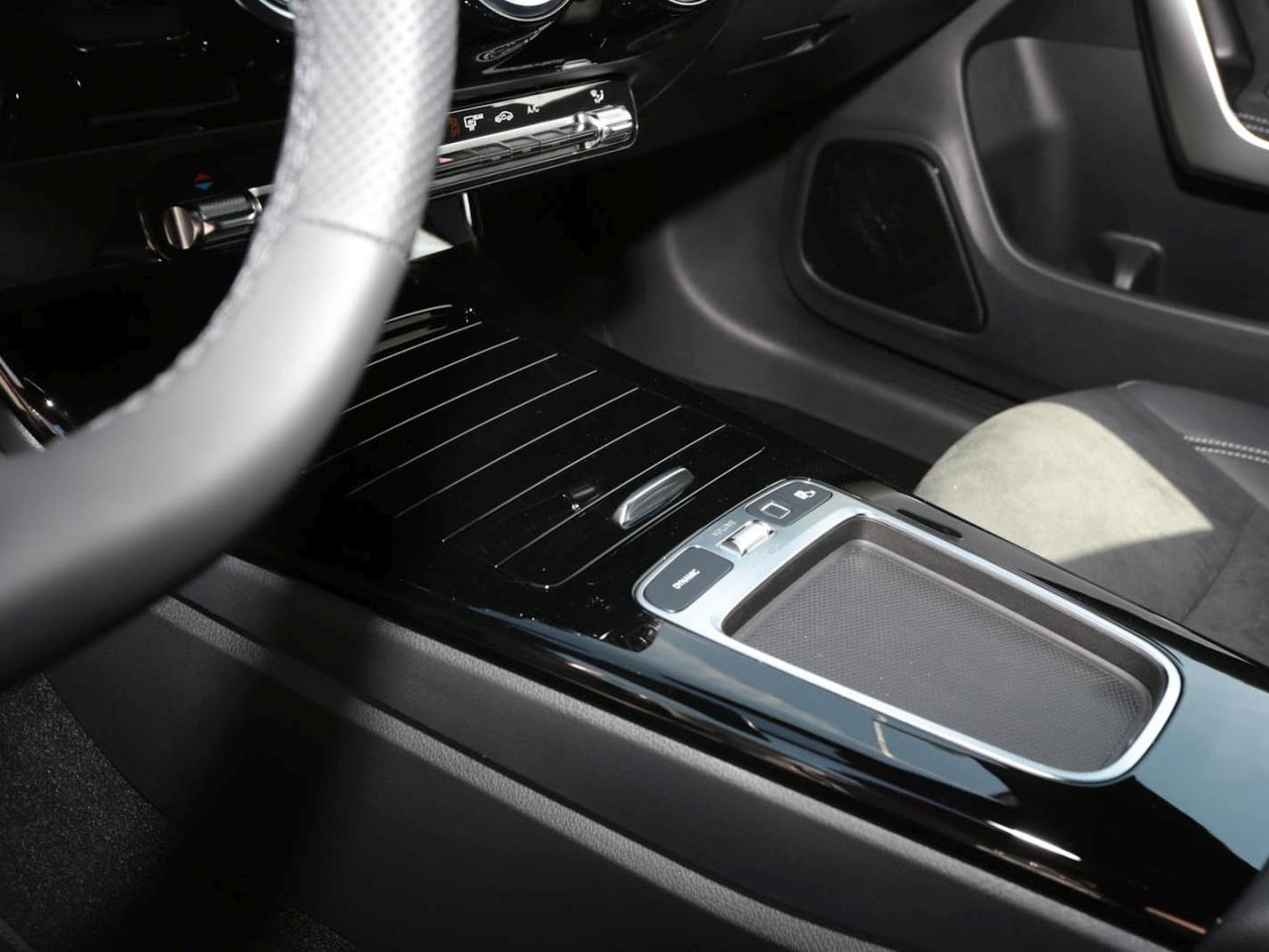 Mercedes-Benz CLA 220 d Shooting Brake AMG Night MBUX AHK 360°