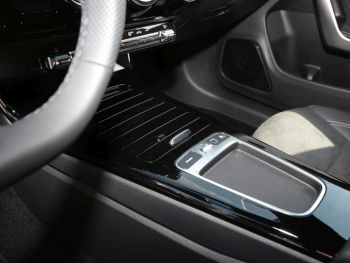 Mercedes-Benz CLA 220 d Shooting Brake AMG Night MBUX AHK 360°