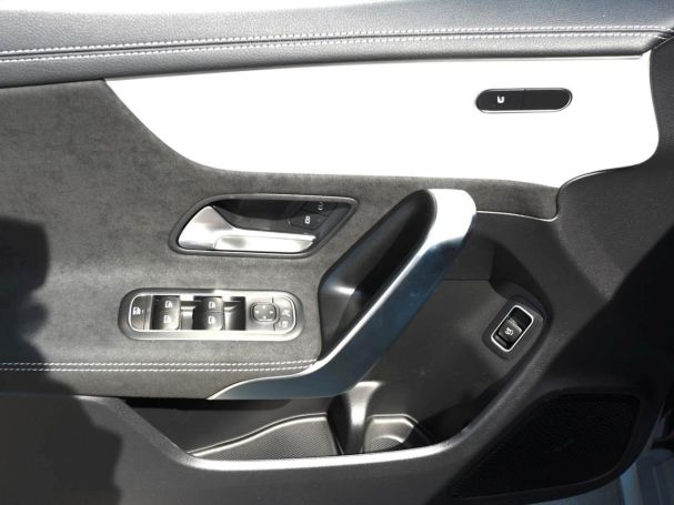 Mercedes-Benz CLA 220 d Shooting Brake AMG Night MBUX AHK 360° Mercedes-Benz CLA 220 d Shooting Brake AMG Night MBUX AHK 360°