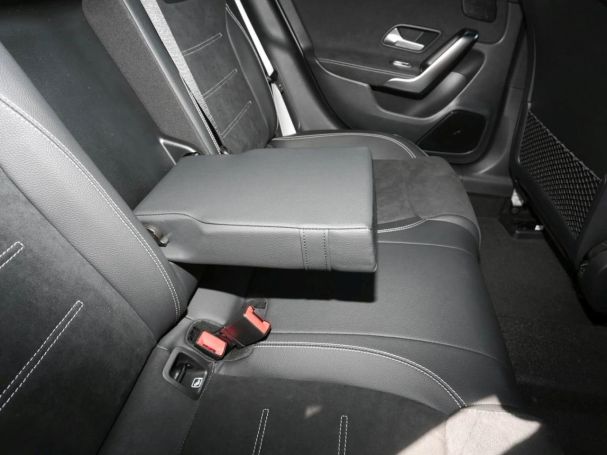 Mercedes-Benz CLA 220 d Shooting Brake AMG Night MBUX AHK 360° Mercedes-Benz CLA 220 d Shooting Brake AMG Night MBUX AHK 360°