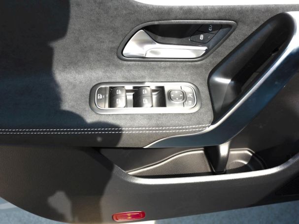 Mercedes-Benz CLA 220 d Shooting Brake AMG Night MBUX AHK 360° Mercedes-Benz CLA 220 d Shooting Brake AMG Night MBUX AHK 360°