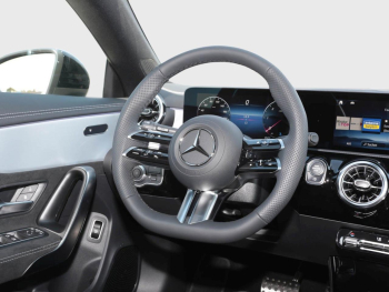 Mercedes-Benz CLA 220 d Shooting Brake AMG Night MBUX AHK 360°