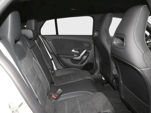 Mercedes-Benz CLA 220 d Shooting Brake AMG Night Navi AHK 360° Mercedes-Benz CLA 220 d Shooting Brake AMG Night Navi AHK 360°