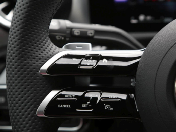 Mercedes-Benz CLA 220 d Shooting Brake AMG Night Navi AHK 360°