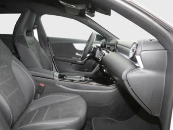 Mercedes-Benz CLA 220 d Shooting Brake AMG Night Navi AHK 360°