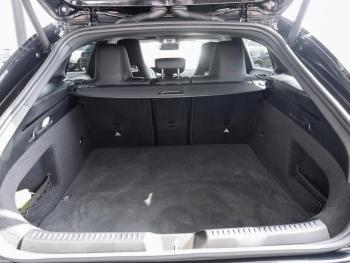 Mercedes-Benz CLA 250 4M SB AMG Distronic Burmester Navi 360°