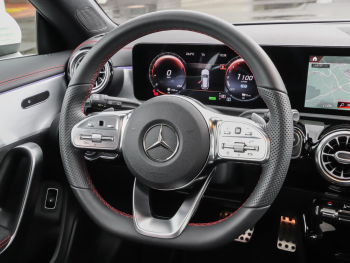 Mercedes-Benz CLA 250 e SB AMG MBUX Navi LED Kamera Panorama