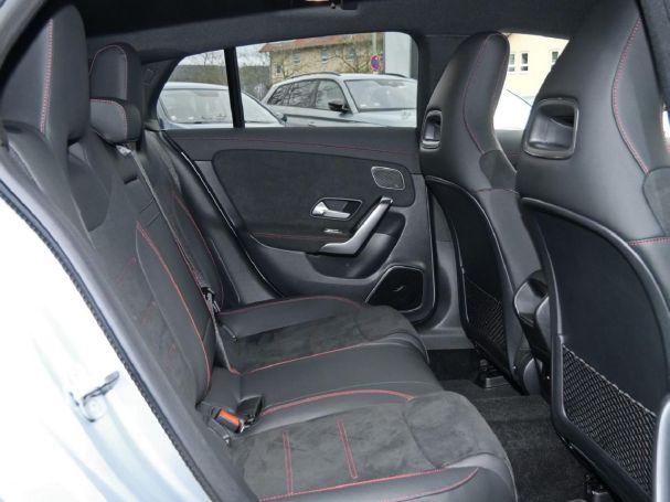 Mercedes-Benz CLA 250 e SB AMG Night Burmester Kamera AHK EasyP