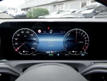 Mercedes-Benz CLA 250 e SB AMG Night Burmester Kamera AHK EasyP