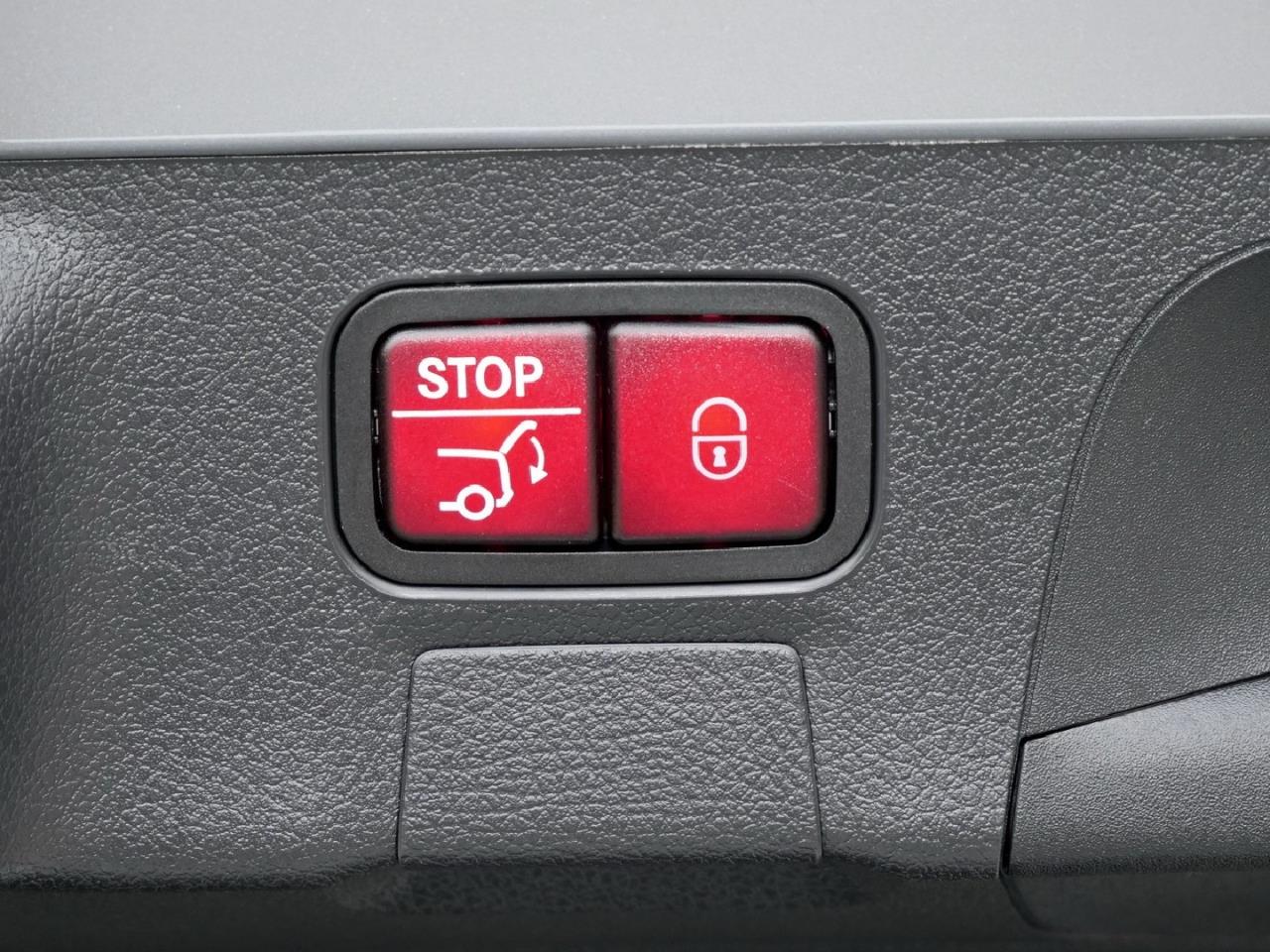 Mercedes-Benz CLA 250 e SB AMG Night Burmester Kamera AHK EasyP