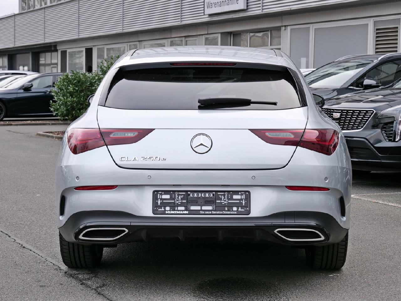 Mercedes-Benz CLA 250 e SB AMG Night Burmester Kamera AHK EasyP