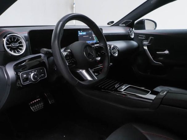 Mercedes-Benz CLA 250 e SB AMG Night Burmester Kamera AHK EasyP