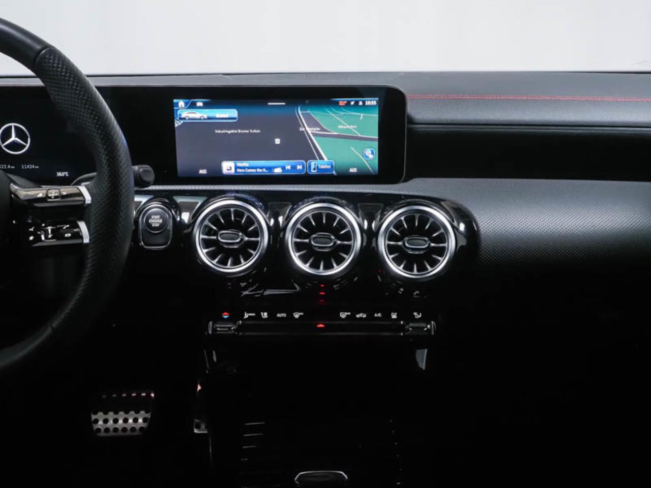 Mercedes-Benz CLA 250 e SB AMG Night Burmester Kamera AHK EasyP