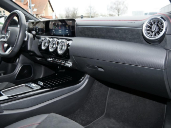 Mercedes-Benz CLA 250 e SB AMG Night Burmester Kamera AHK EasyP