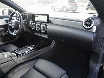 Mercedes-Benz CLA 250 e SB AMG Panorama HeadUp 360° Memory