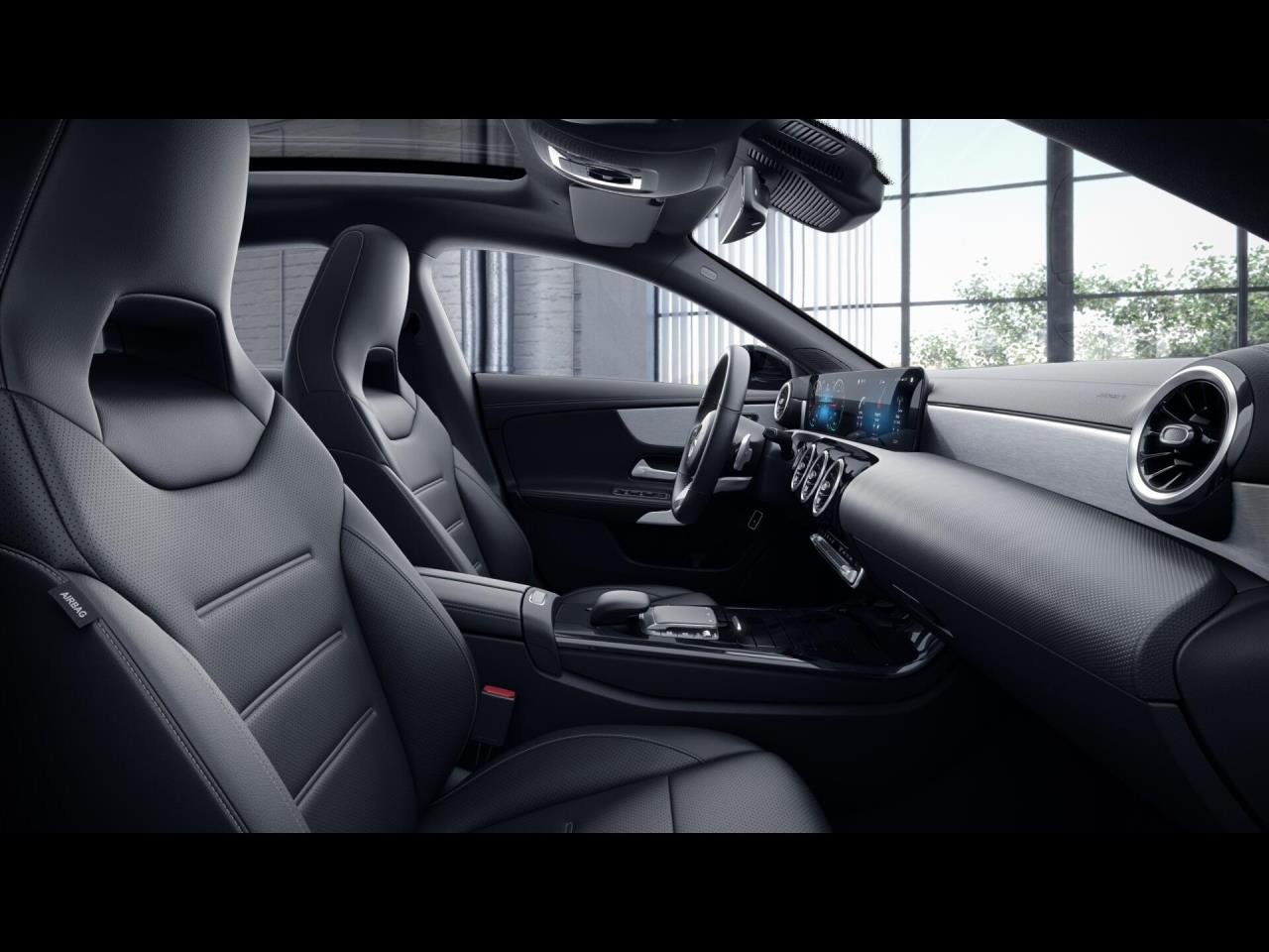 Mercedes-Benz CLA 250 e SB AMG Night Distronic Panorama AHK