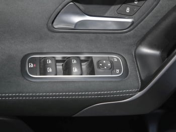 Mercedes-Benz CLA 250 e SB AMG Night Edition2020 MBUX Navi