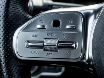 Mercedes-Benz CLA 250 e SB AMG MBUX Navi+ Kamera EasyP Keyless