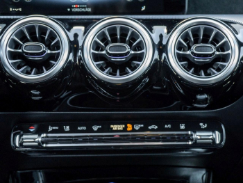 Mercedes-Benz CLA 250 e SB AMG MBUX Navi+ Kamera EasyP Keyless