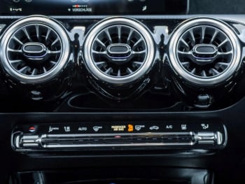 Mercedes-Benz CLA 250 e SB AMG MBUX Navi+ Kamera EasyP Keyless