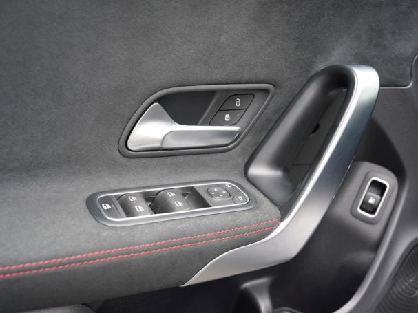 Mercedes-Benz CLA 250 e SB AMG Night Kamera Public Charging Mercedes-Benz CLA 250 e SB AMG Night Kamera Public Charging