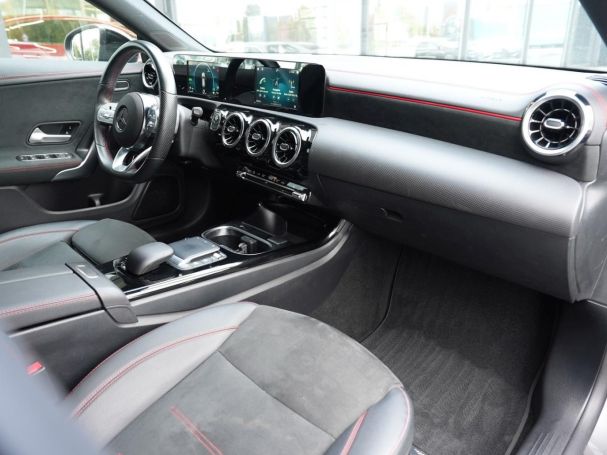 Mercedes-Benz CLA 250 e SB AMG Night Kamera Public Charging Mercedes-Benz CLA 250 e SB AMG Night Kamera Public Charging