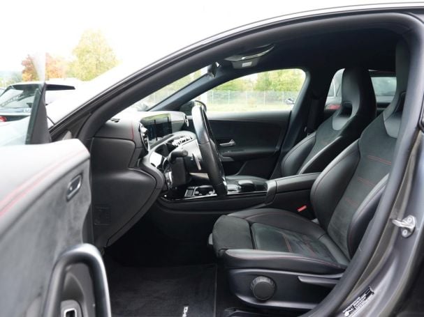 Mercedes-Benz CLA 250 e SB AMG Night Kamera Public Charging Mercedes-Benz CLA 250 e SB AMG Night Kamera Public Charging