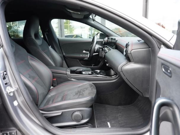 Mercedes-Benz CLA 250 e SB AMG Night Kamera Public Charging Mercedes-Benz CLA 250 e SB AMG Night Kamera Public Charging
