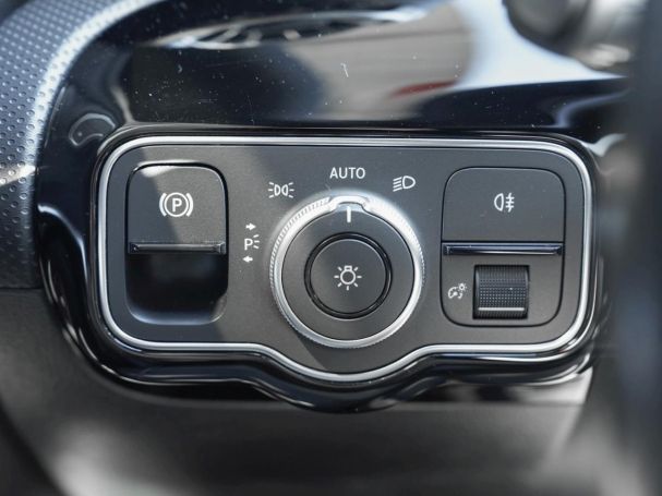 Mercedes-Benz CLA 250 e SB AMG Night Navi Panorama Kamera AHK