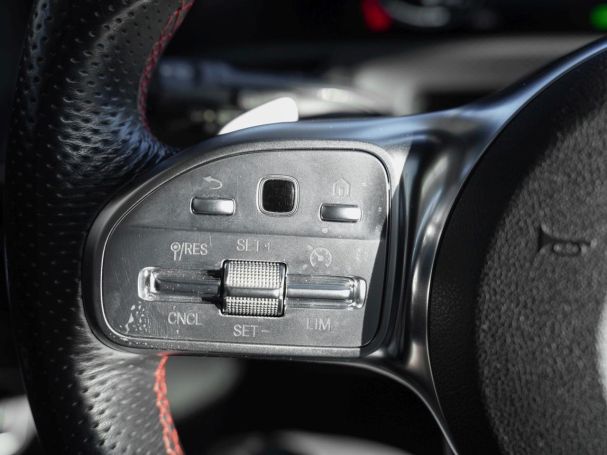 Mercedes-Benz CLA 250 e SB AMG Night Navi Panorama Kamera AHK