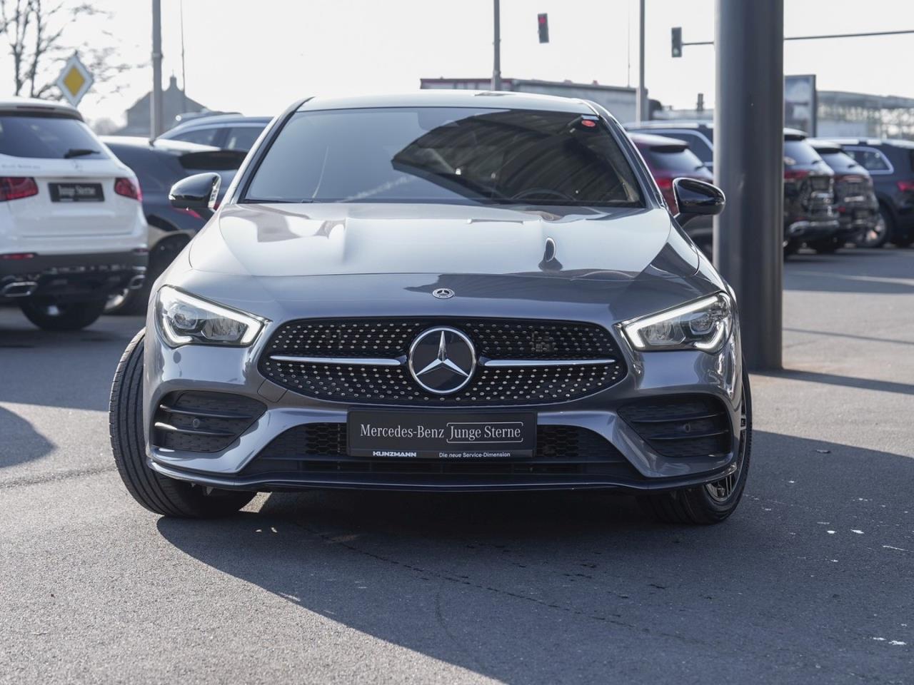 Mercedes-Benz CLA 250 e SB AMG Night Navi Panorama Kamera AHK