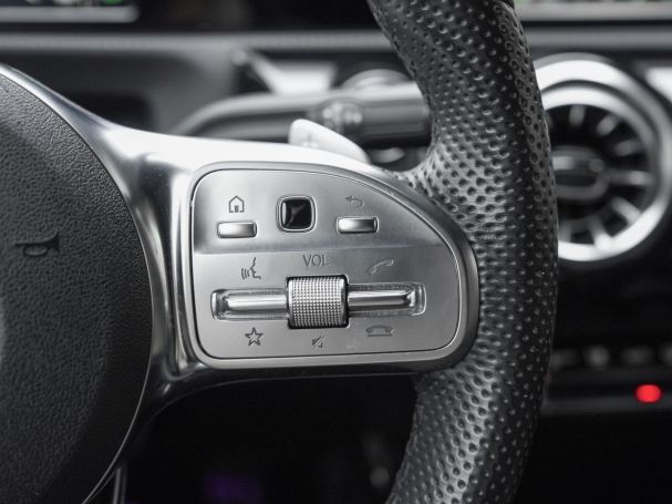 Mercedes-Benz CLA 250 e SB AMG Night Navi Panorama Kamera