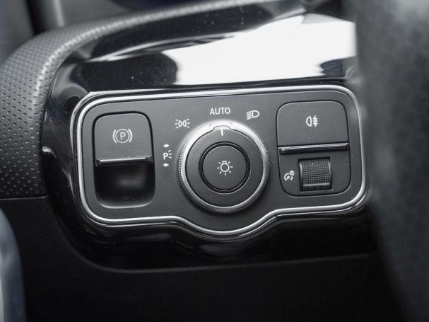 Mercedes-Benz CLA 250 e SB AMG Night Navi Panorama Kamera