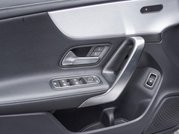 Mercedes-Benz CLA 250 e SB AMG Night Navi Panorama Kamera