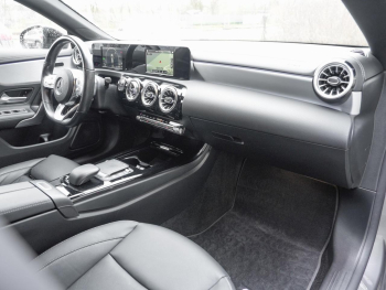 Mercedes-Benz CLA 250 e SB AMG Night Navi Panorama Kamera