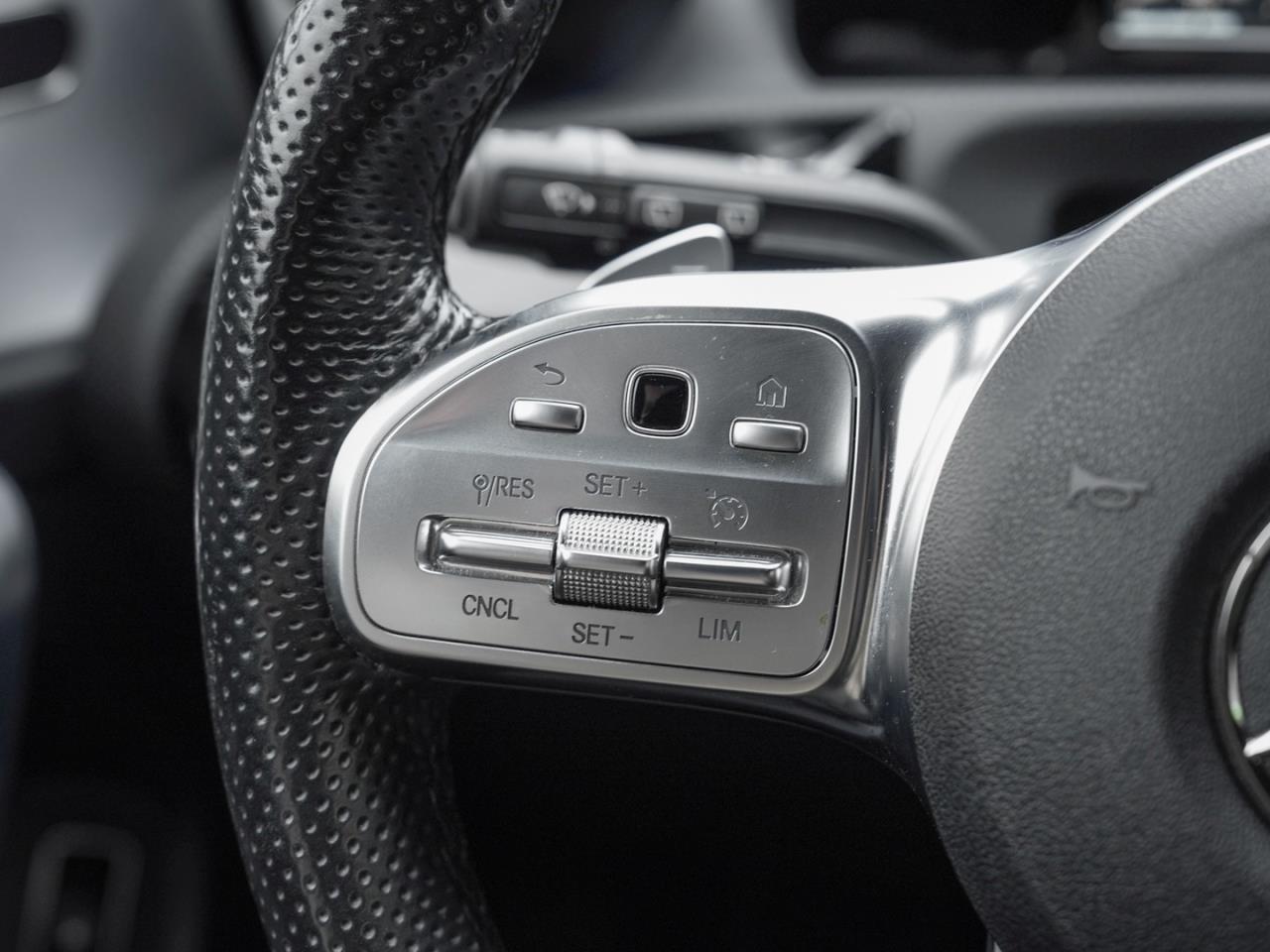 Mercedes-Benz CLA 250 e SB AMG Night Navi Panorama Kamera