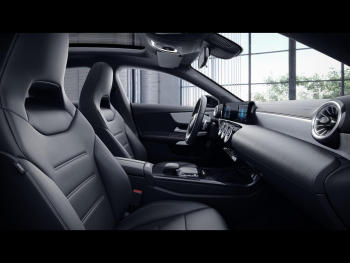 Mercedes-Benz CLA 250 e SB AMG Night Navi Panorama Kamera