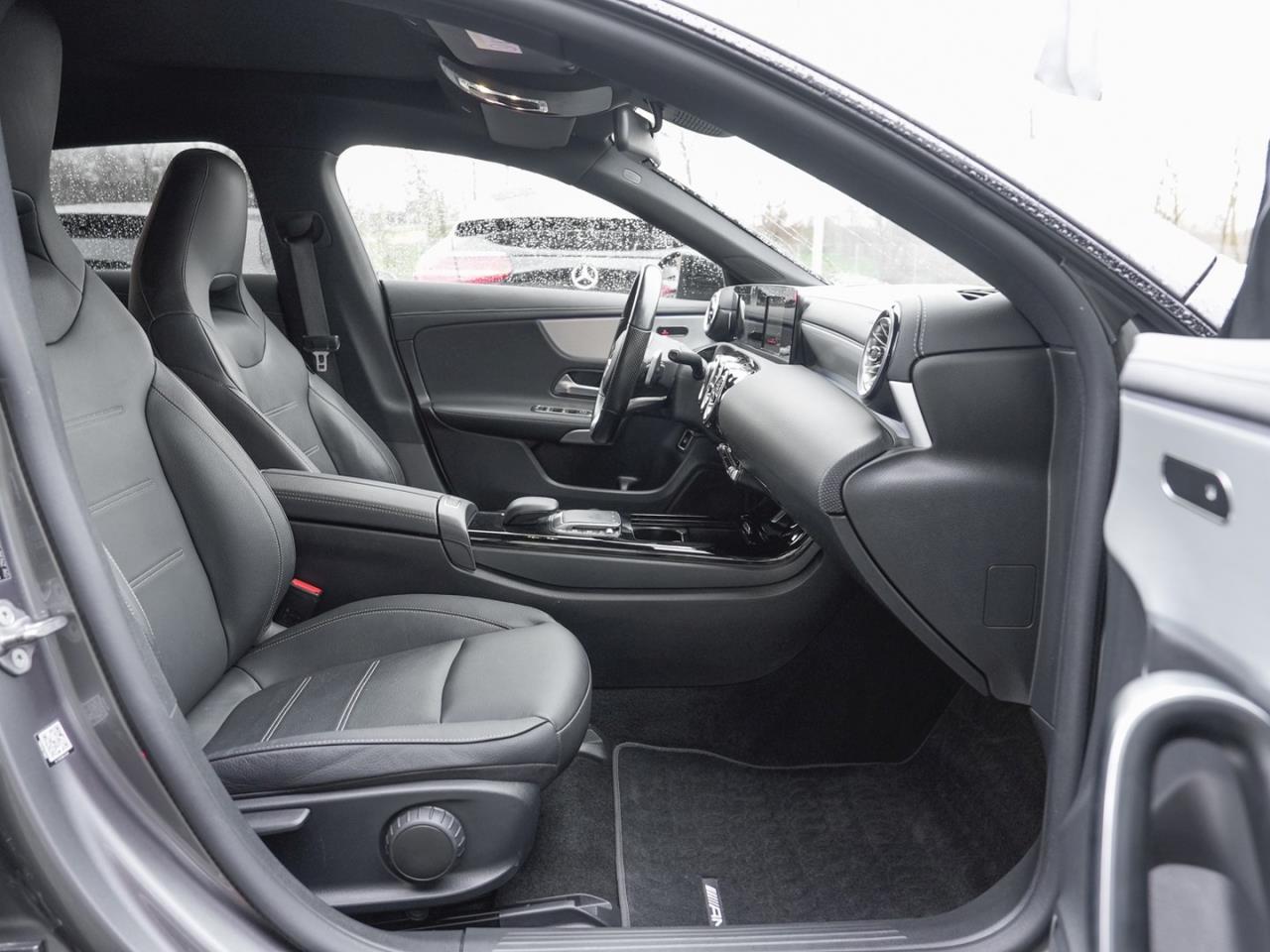 Mercedes-Benz CLA 250 e SB AMG Night Navi Panorama Kamera