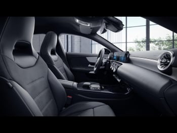 Mercedes-Benz CLA 250 e SB AMG Night Edition2020 Kamera