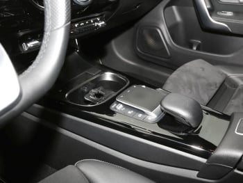Mercedes-Benz CLA 250 e SB AMG Night Edition2020 EasyPack