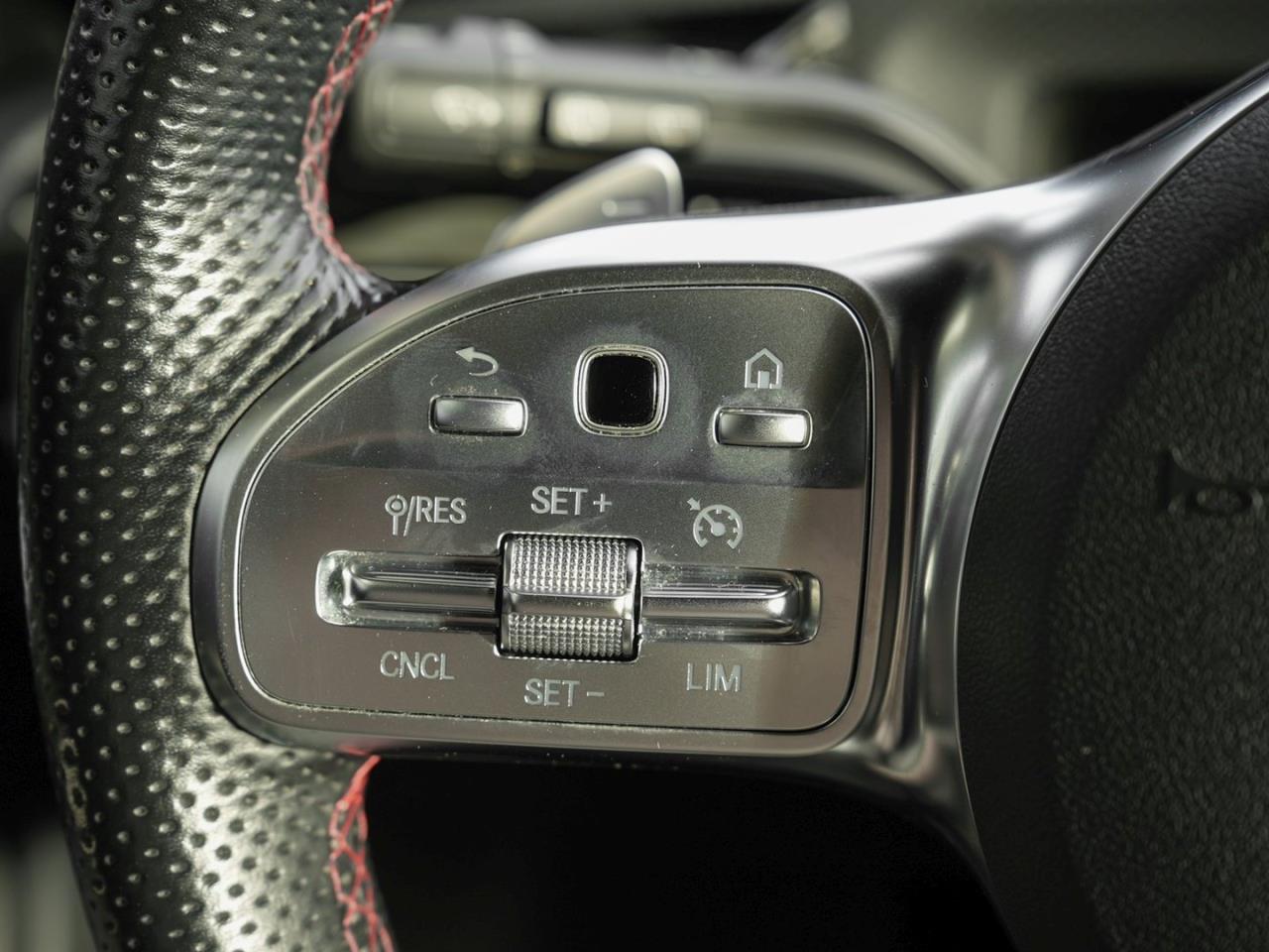 Mercedes-Benz CLA 250 e SB AMG Night MBUXNavi+ Kamera EasyPack