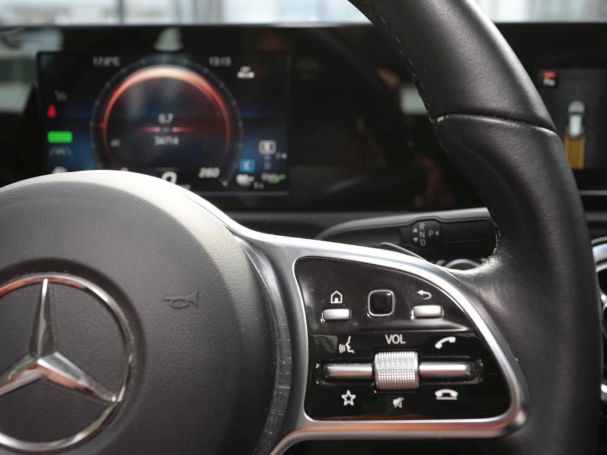 Mercedes-Benz CLA 250 e SB Progressive Panorama Kamera