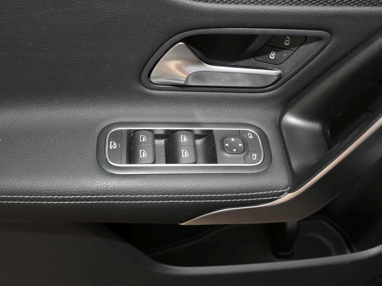 Mercedes-Benz CLA 250 e SB Progressive Panorama Kamera